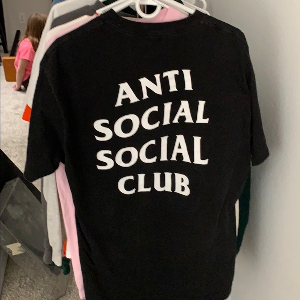 Size large anti social social club t